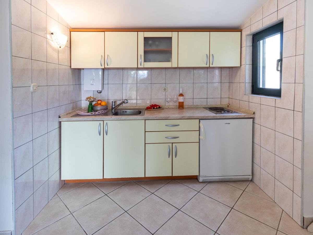 Holiday Home Dubra By Interhome Комарна Экстерьер фото